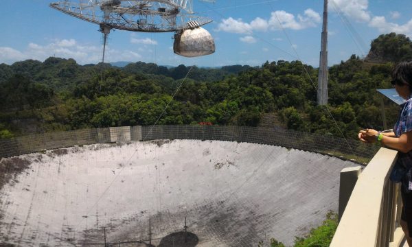 Visita al Radiotelescopio di Arecibo (Porto Rico)